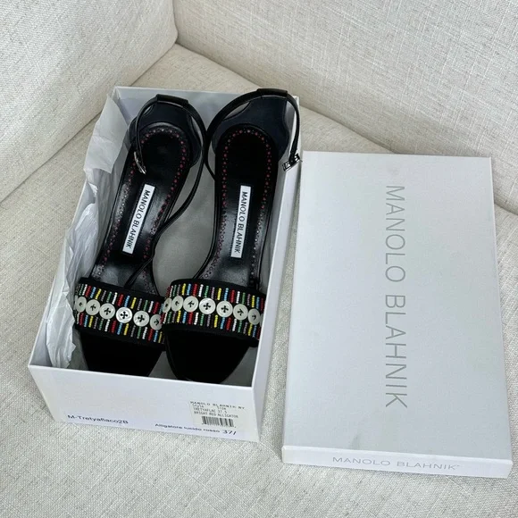 Manolo Blahnik Black Leather Beaded Sandals W Buttons |Size 37‎ 1/2 - Picture 10 of 12